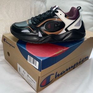 Women’s Champion NXT shoes NEVER BEEN WORN